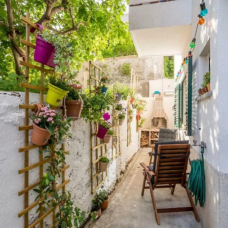Apartment Lalu *